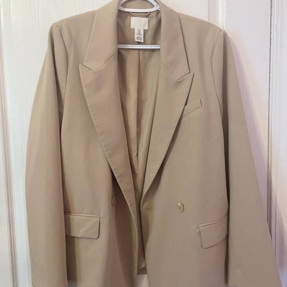 Classic Tan Women's Blazer